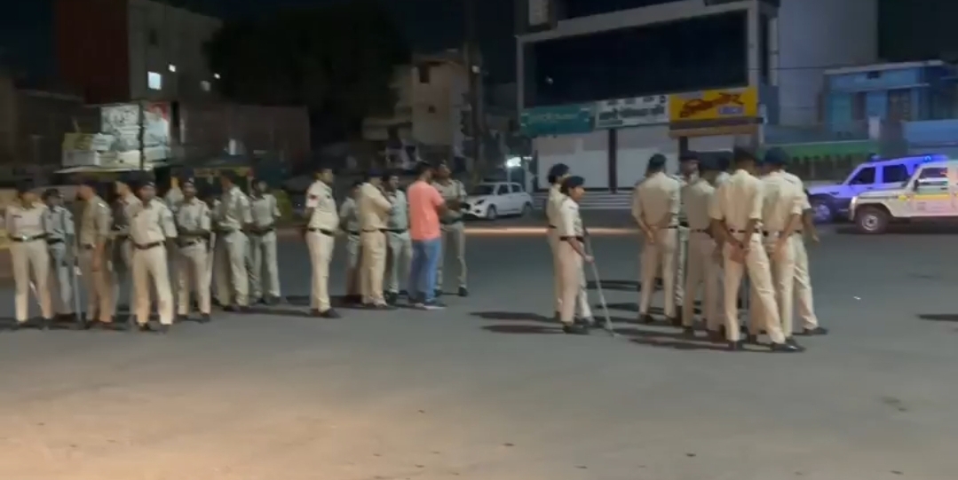 कालचक्र अभियान में पुलिस का ताबड़तोड़ एक्शन, नॉर्थ जोन में देर रात तक छापेमारी