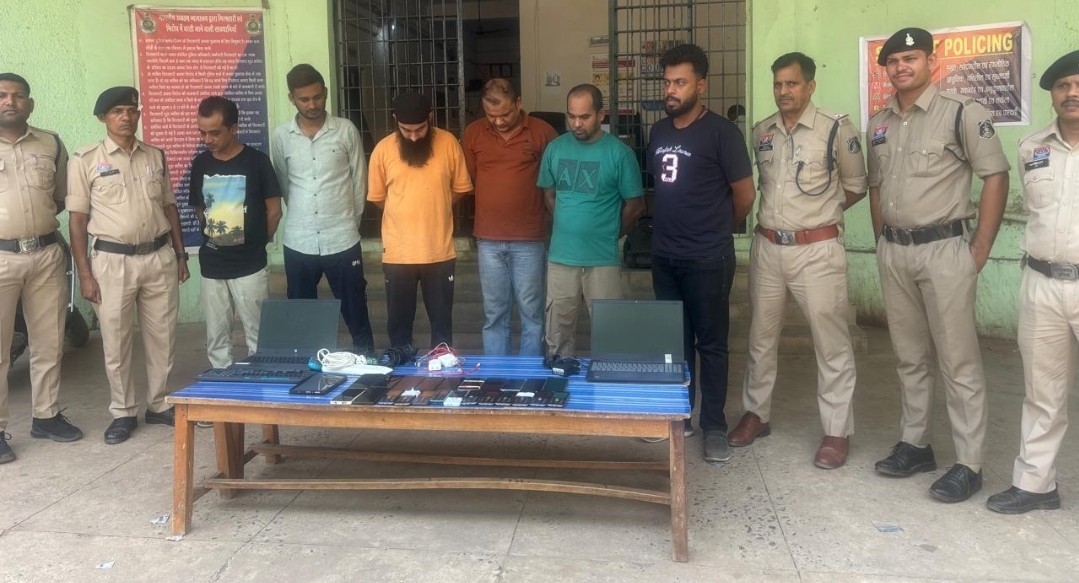 महासमुंद पुलिस की बड़ी कार्रवाई, IPL ऑनलाइन सट्टे के मास्टरमाइंड समेत 6 गिरफ्तार